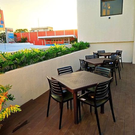 Rudolfo Suites Roxas City Eksteriør bilde