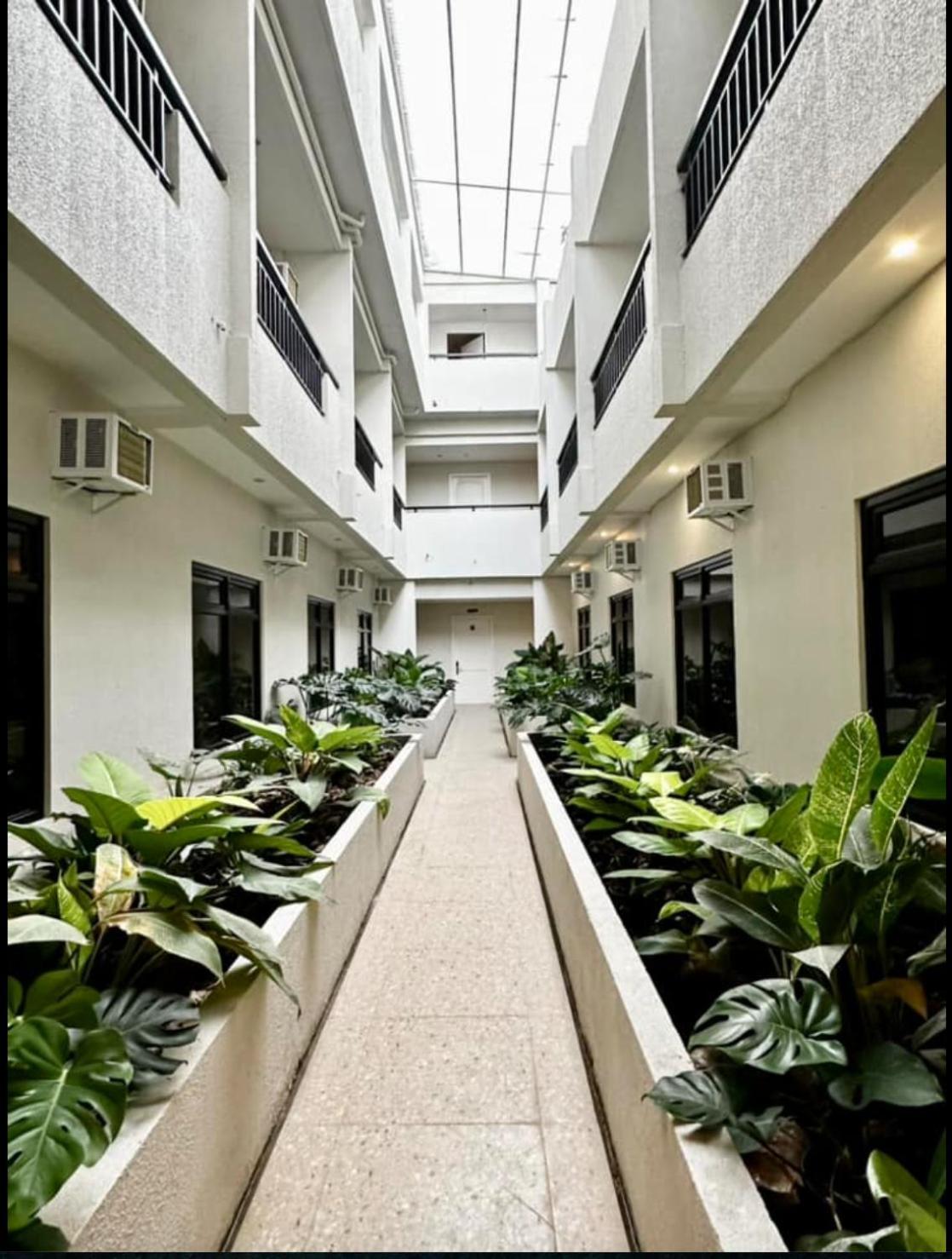 Rudolfo Suites Roxas City Eksteriør bilde